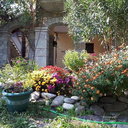 Old House Apartment With Garden Area Mtsʼkhetʼa Exterior foto